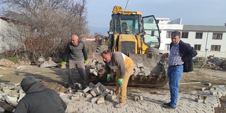 Börezli Mahallesi’nde Yol Çalışmaları Devam Ediyor