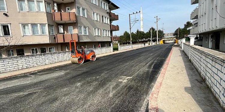İSU 33 Şantiye İle Altyapı ve Üstyapı Çalışmaları Gerçekleştiriyor