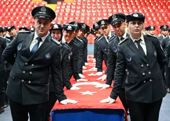 Ankara Büyükşehir Belediyesi Zabıta Personeli Asaletlerini Aldı
